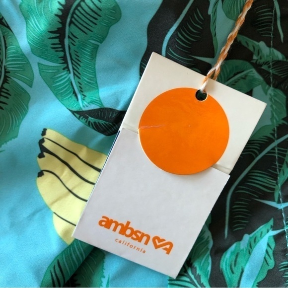 AMBSN California Green Nanner Jungle Swim Trunks Size Medium NWT - Picture 6 of 15